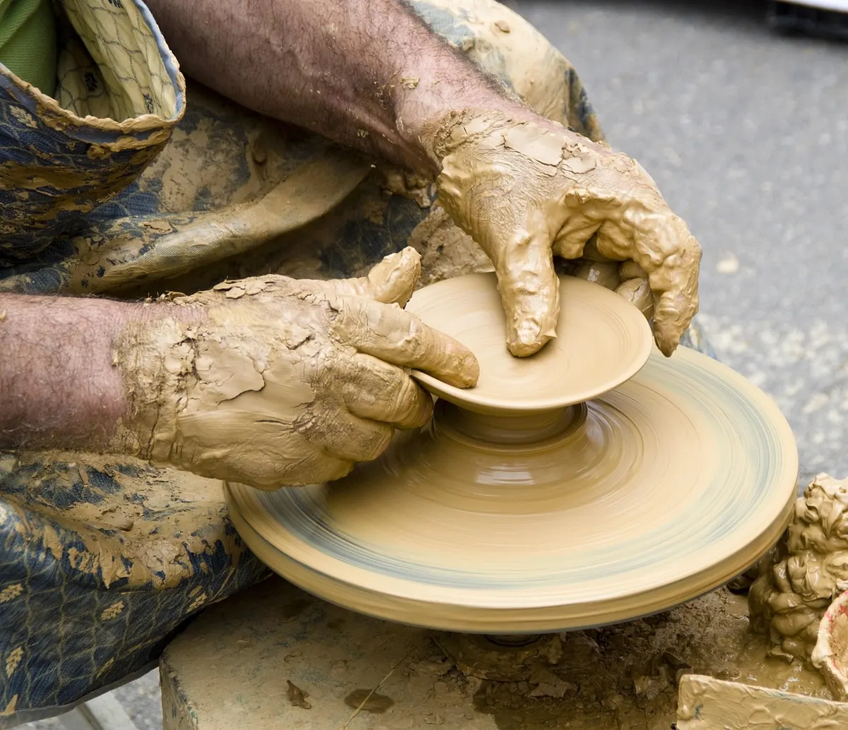 How to Centre Clay on the Wheel: A Troubleshooting Guide